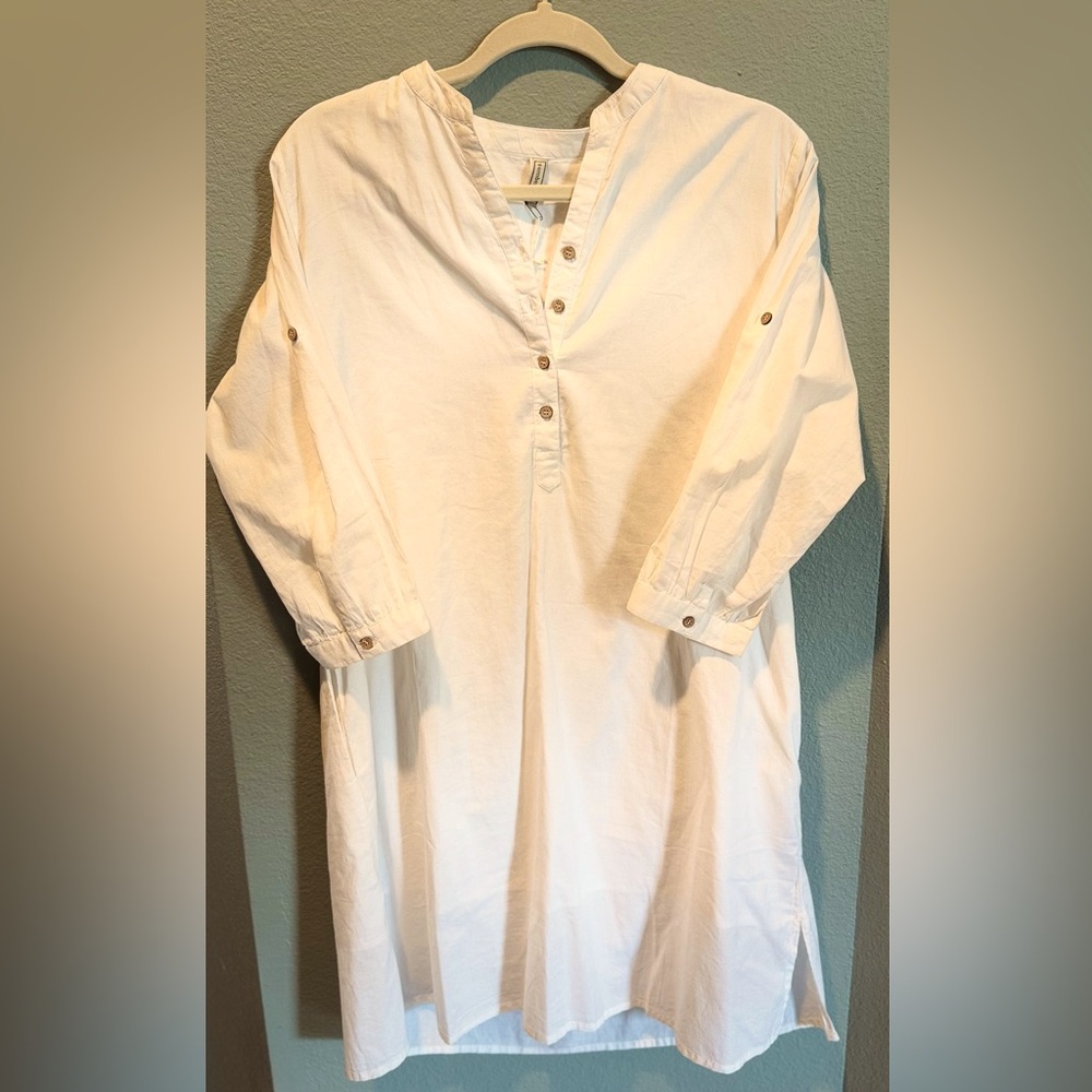 *NWT* 100% cotton Embellish white mid sleeve dress 
Sz S